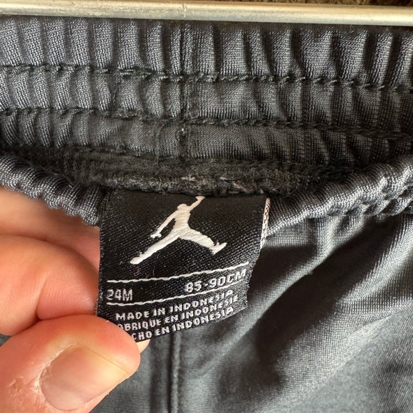 Jordan Sweatpants - Picture 3 of 3